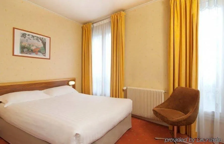 Hotel Moulin Vert Paryż 3*,